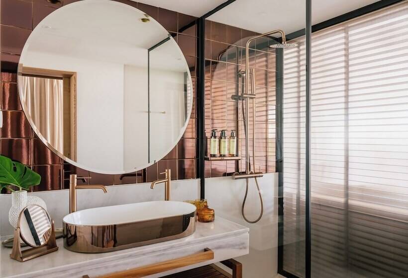 Suíte Júnior Superior, ME Marbella Luxury Lifestyle Hotel