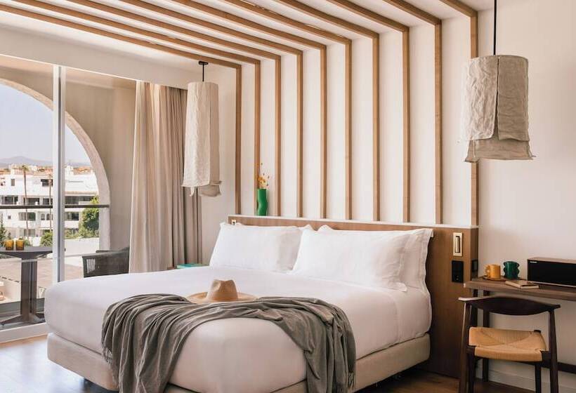 سوییت, ME Marbella Luxury Lifestyle Hotel