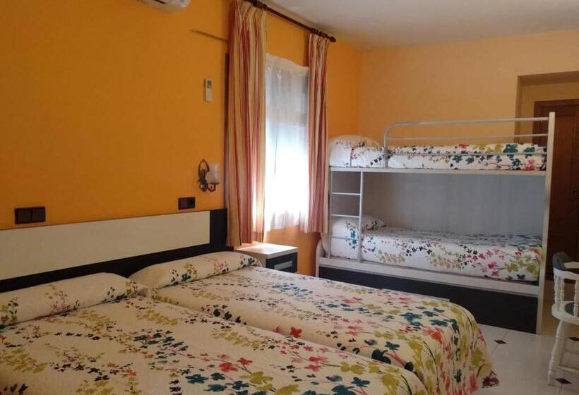 家庭间, Hostal Don Jaime I Y Ii