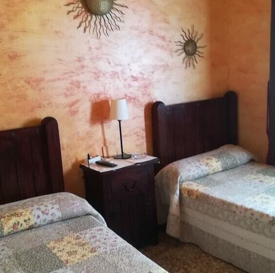 Номер Стандарт, Hostal Restaurante La Diligencia