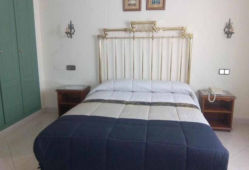 Quarto Estandar Individual, Hostal Siete Picos