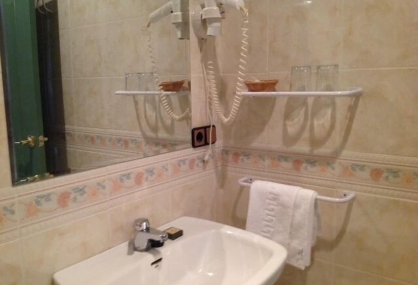 Номер Стандарт, Hostal Siete Picos