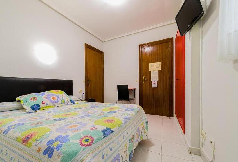 Quarto Estandar Individual, Pensión La Mar