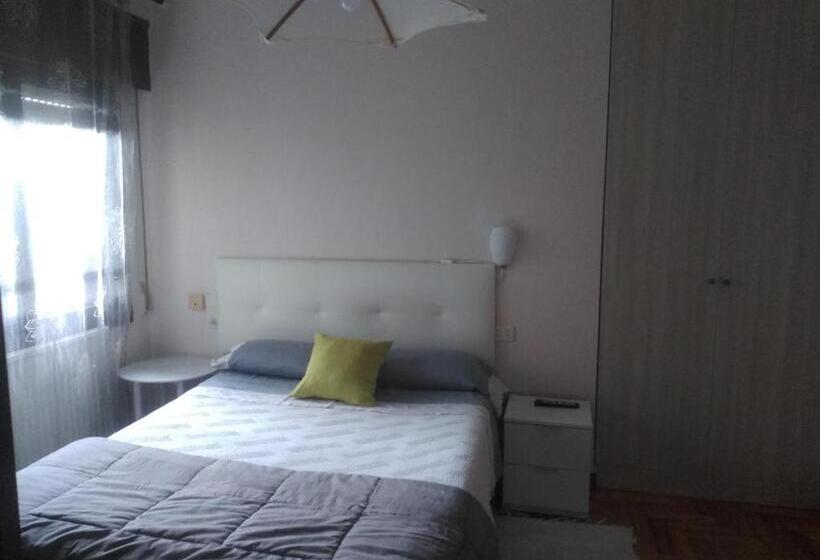 スタンダードルーム, Hostal Solpor