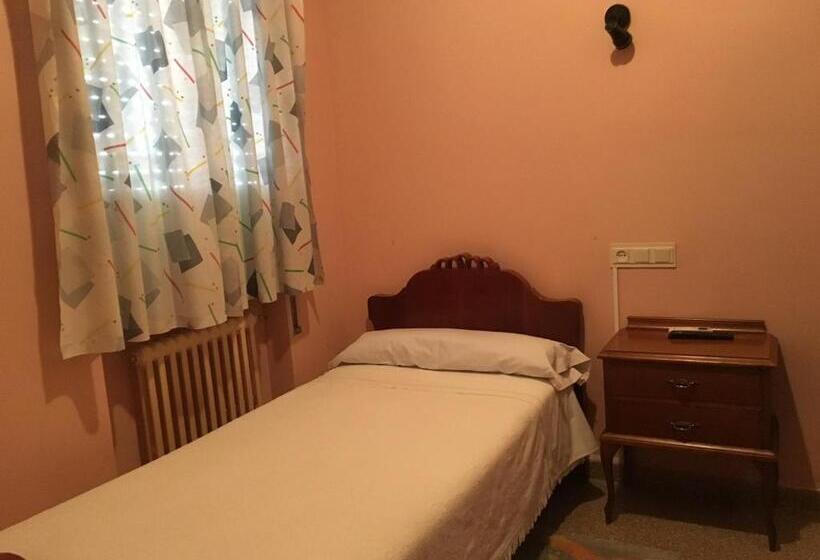Номер Стандарт Индивидуальный, Hostal Moraleda