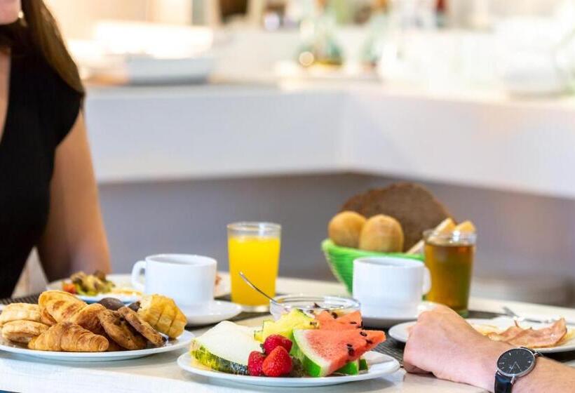 اتاق استاندارد یک نفره, Hostal Neptuno