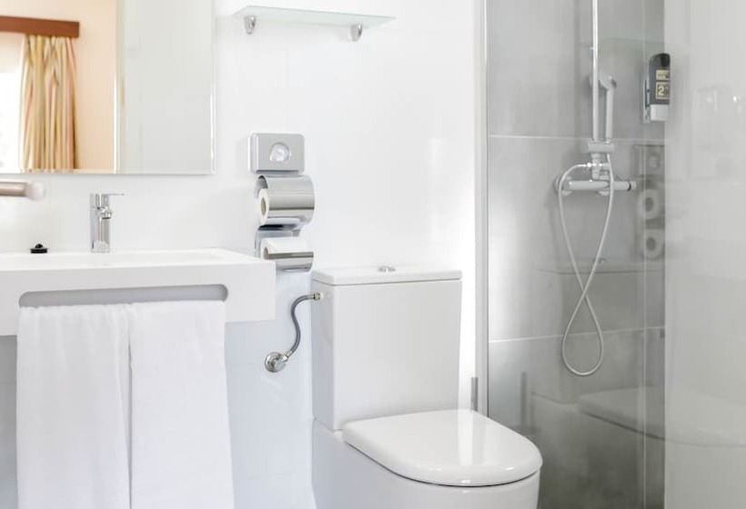 اتاق استاندارد یک نفره, Hostal Neptuno