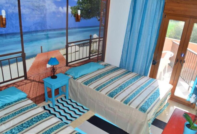اتاق استاندارد چهار تخته, Residencia Santiago Mallorca