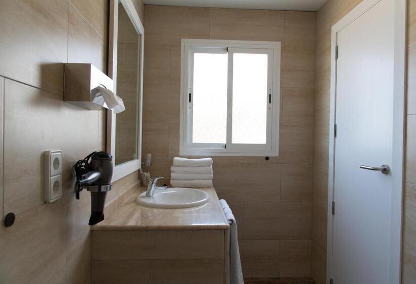غرفة سوبيريور مطلة على حمام السباحة, & Spa Entre Pinos Adults Only