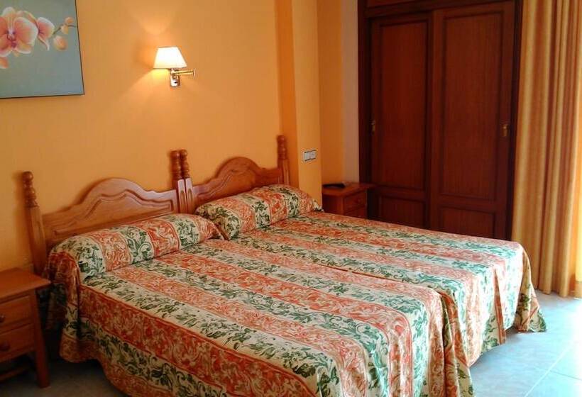 スタンダードルーム, Hostal Italia