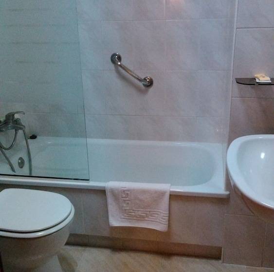 スタンダードルーム, Hostal Italia