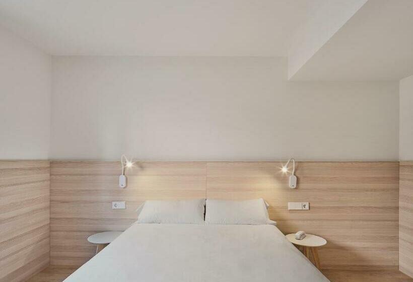 标准单人间, Hostal Lami