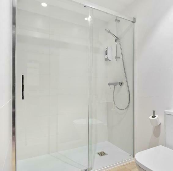 Номер Стандарт Трехместный, Hostal Lami