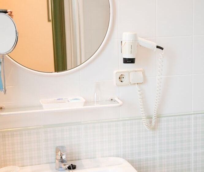 Одноместный Номер Basic, Hostal Navarra