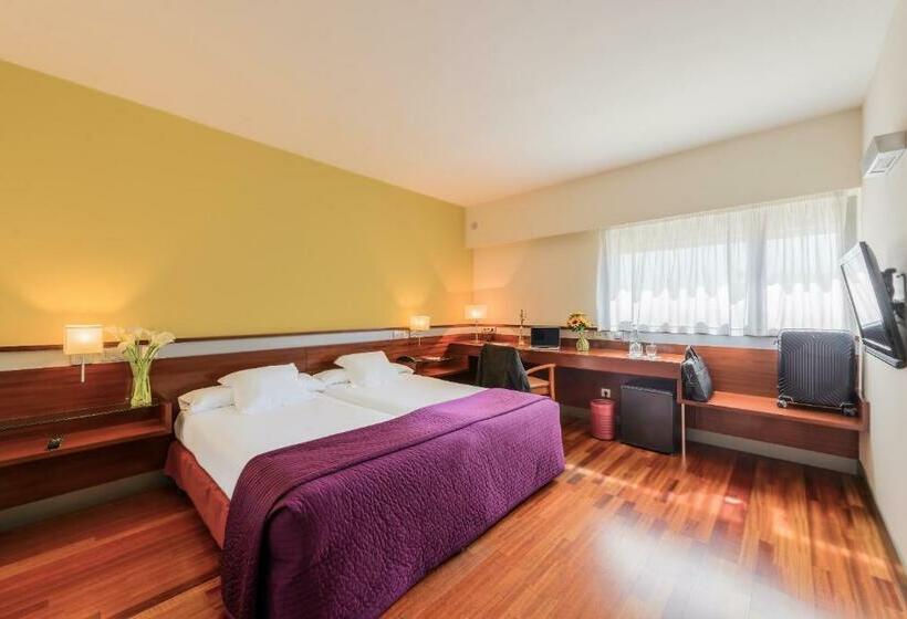 Номер Стандарт, Hostal Torrejon