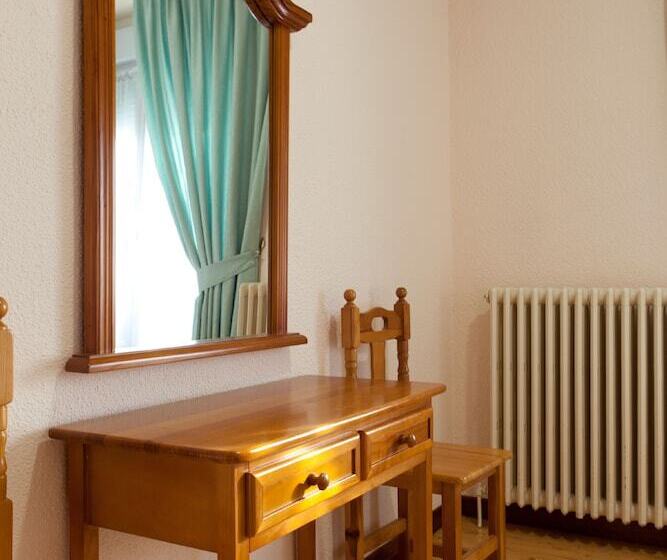 اتاق استاندارد, Hostal Zamora