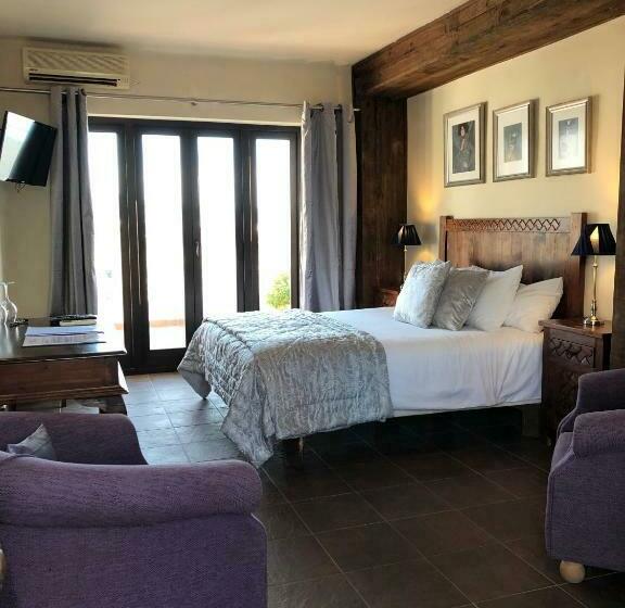 オーシャンビュースタンダードルームテラス付き, Hostal Avalon