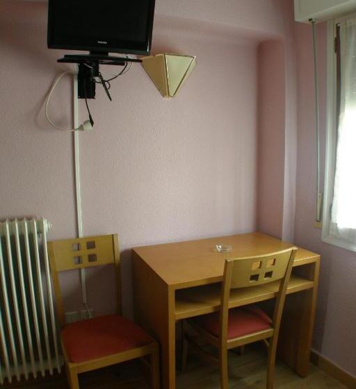 Номер Стандарт, Hostal Restaurant Jose Luis
