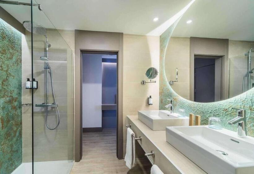 Трехместный Номер Superior, Occidental Puerto Banús