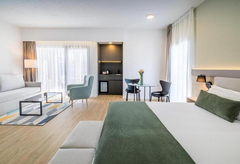 Семейный Номер Deluxe, Occidental Puerto Banús