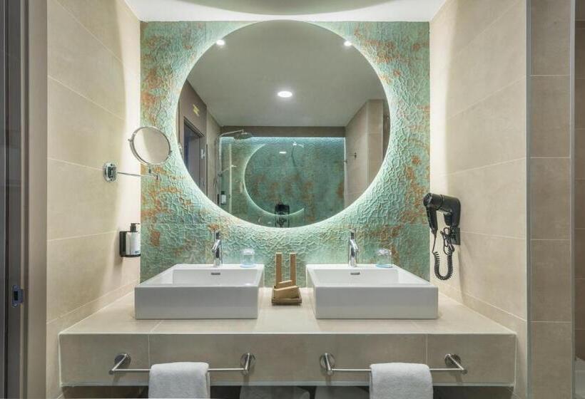 Номер Deluxe, Occidental Puerto Banús