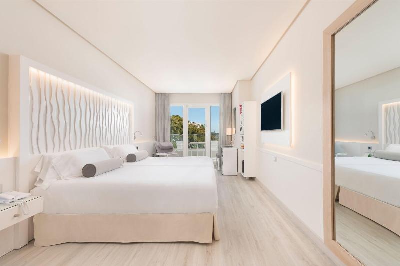 Номер Стандарт Боковой Вид на Море, Amàre Beach Hotel Marbella - Adults Recommended
