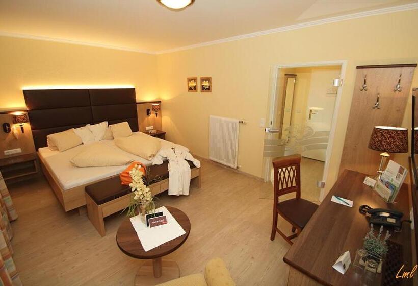 اتاق استاندارد با چشم‌انداز دریاچه, Flairhotel Am Wörthersee