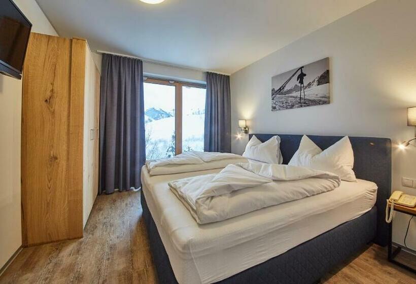 Номер Стандарт с Балконом, Alpenparks Hotel & Apartment Sonnleiten