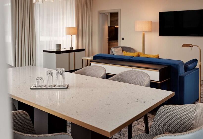 펜트하우스 스위트, Hilton Vienna Park