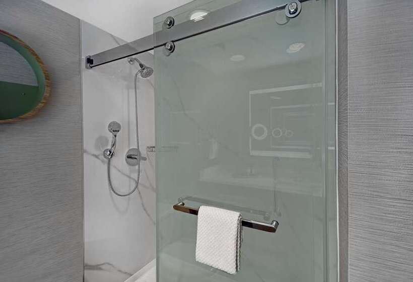 스탠다드 룸 킹사이즈 침대, Hilton Vienna Park