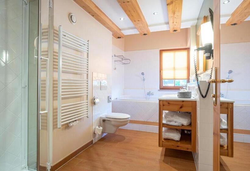 سوئیت با بالکن, Kaiserhof Kitzbühel, 4 Sterne Superior