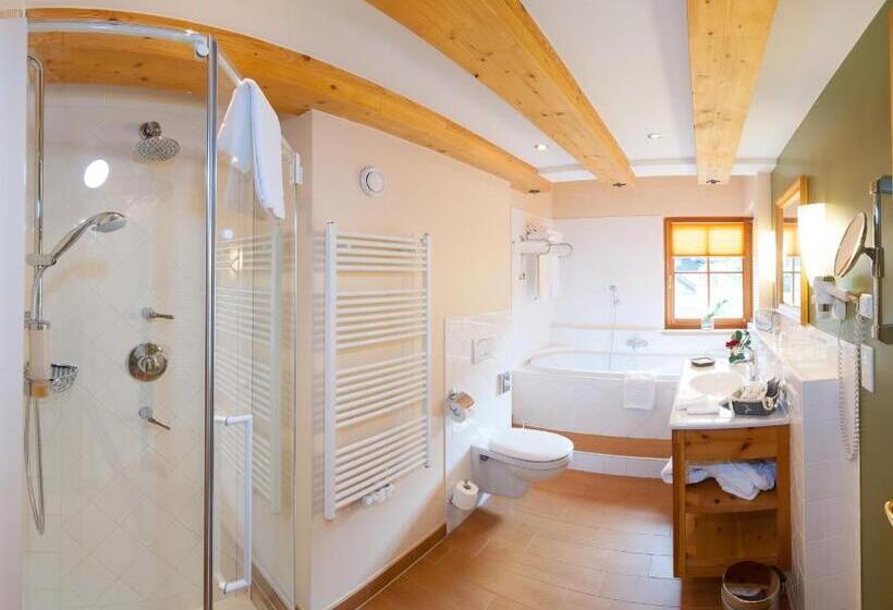 سوئیت با بالکن, Kaiserhof Kitzbühel, 4 Sterne Superior