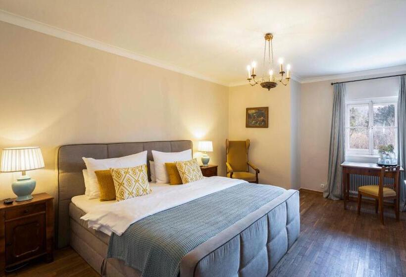 اتاق استاندارد, Der Schlosswirt Zu Anif   Biedermeierhotel Und Restaurant