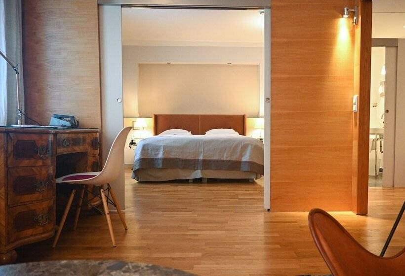 سوییت, Boutique Hotel & Villa Auersperg