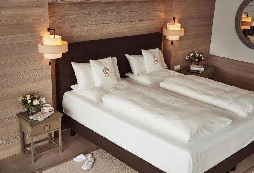 Полулюкс, A Rosa Ifen Hotel Kleinwalsertal