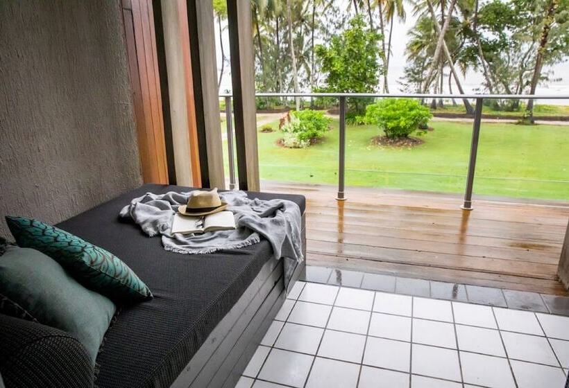 Номер Стандарт, Castaways Resort & Spa On Mission Beach