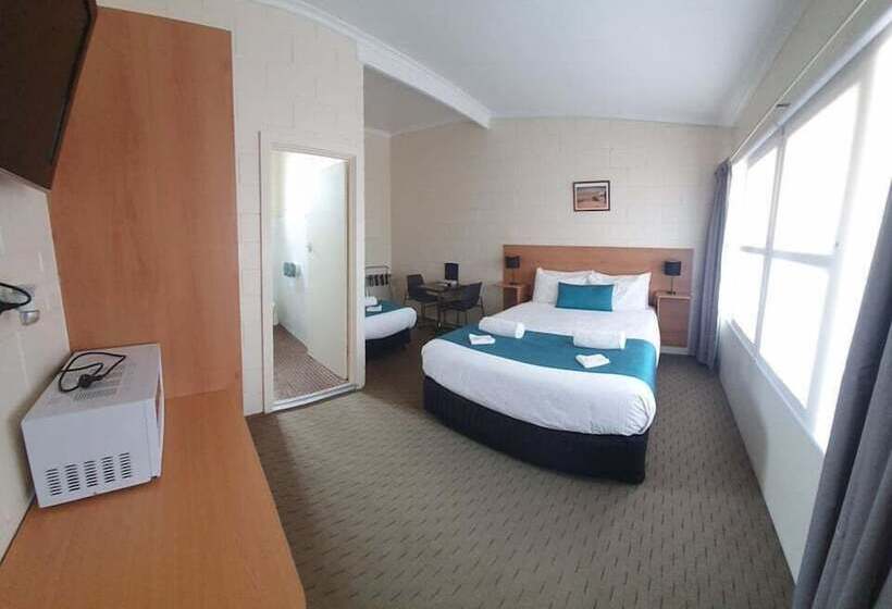Номер Стандарт, East West Motel Ceduna