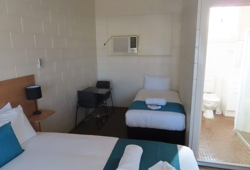 Номер Стандарт, East West Motel Ceduna