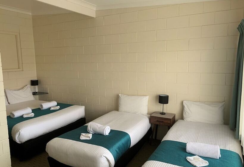 Семейный Номер, East West Motel Ceduna
