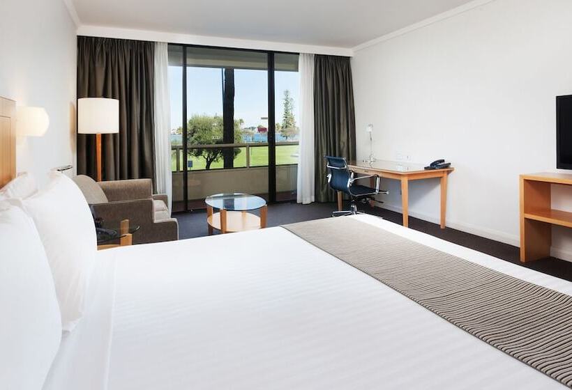 스탠다드 룸 더블 침대, Crowne Plaza Perth, An Ihg