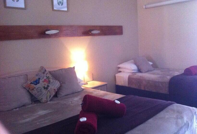 Номер Стандарт, Elsinor Motor Lodge