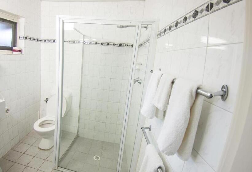 이그제큐티브 룸 킹사이즈 침대, Hospitality Esperance Surestay Collection By Best Western