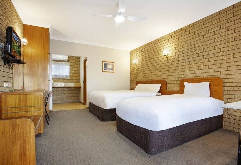 이그제큐티브 스위트, Manifold Motor Inn