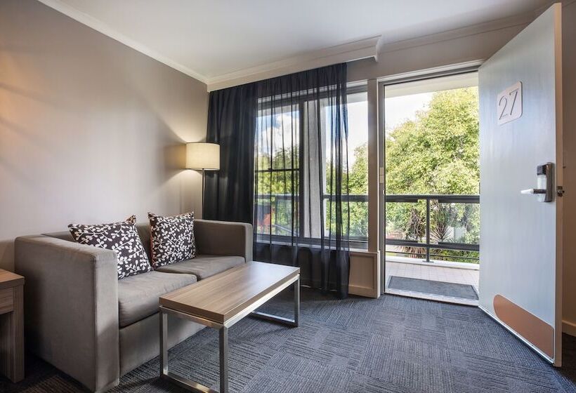Апартаменты 2 Спальни, Doncaster Apartments By Nightcap Plus
