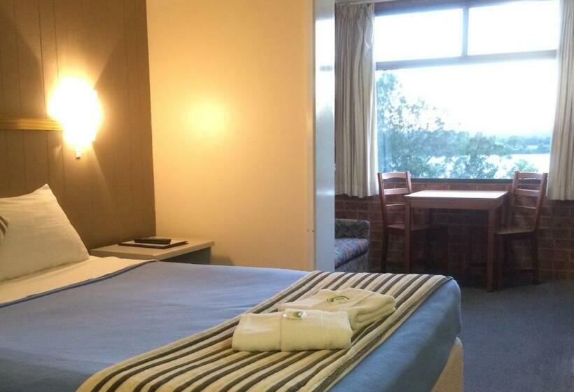 스위트, Riverview Motor Inn