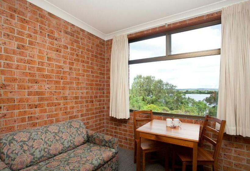 스위트, Riverview Motor Inn