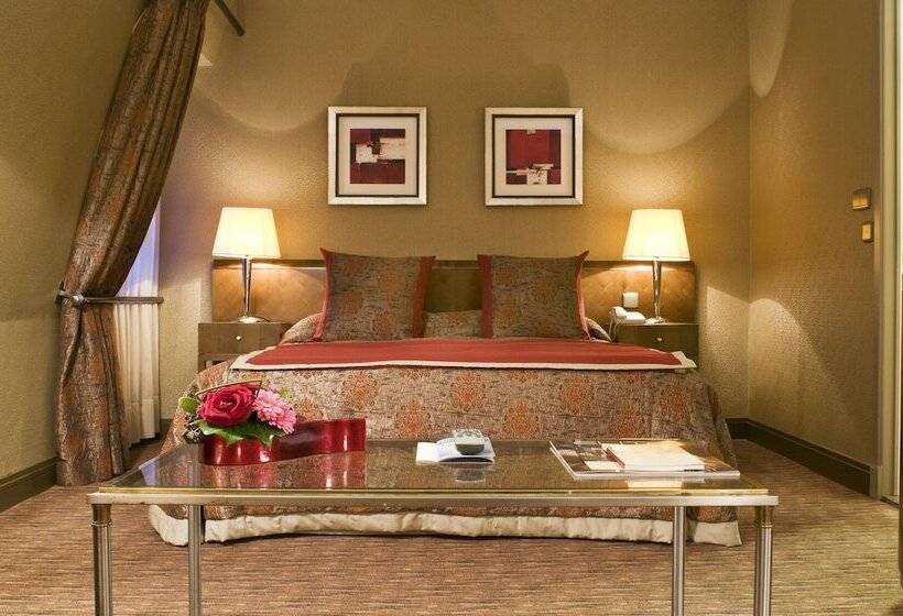 اتاق لوکس, Warwick Brussels  Grand Place