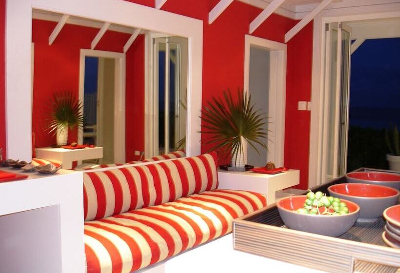 کابین, Coral Sands Inn & Cottages