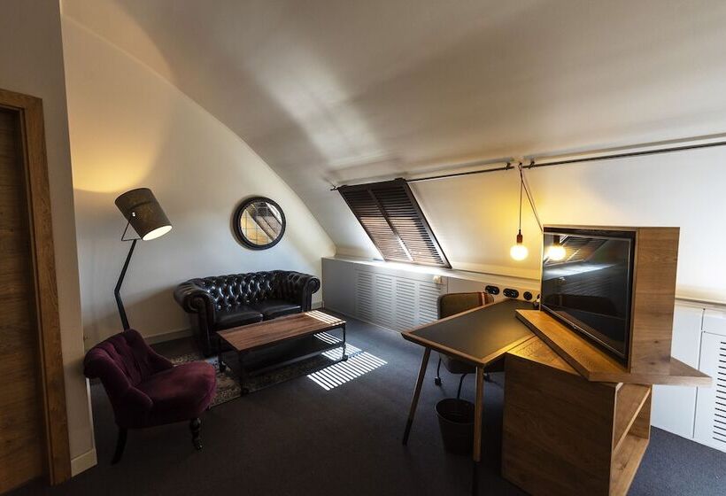 Полулюкс, Pentahotel Leuven