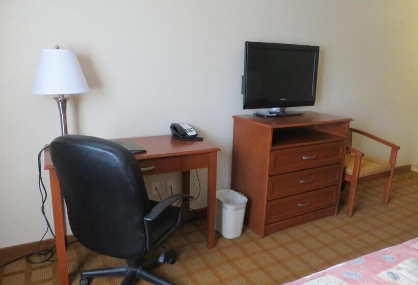 Студия Стандарт, Super 8 By Wyndham Abbotsford Bc